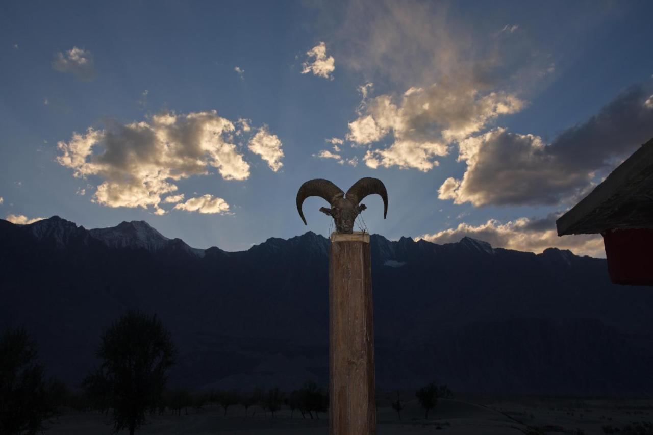 Baltistan Fort Skardu Resort Exterior photo